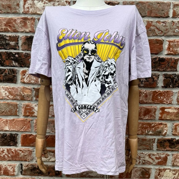 Elton John lavender concert tee / L / NWT - Picture 5 of 15